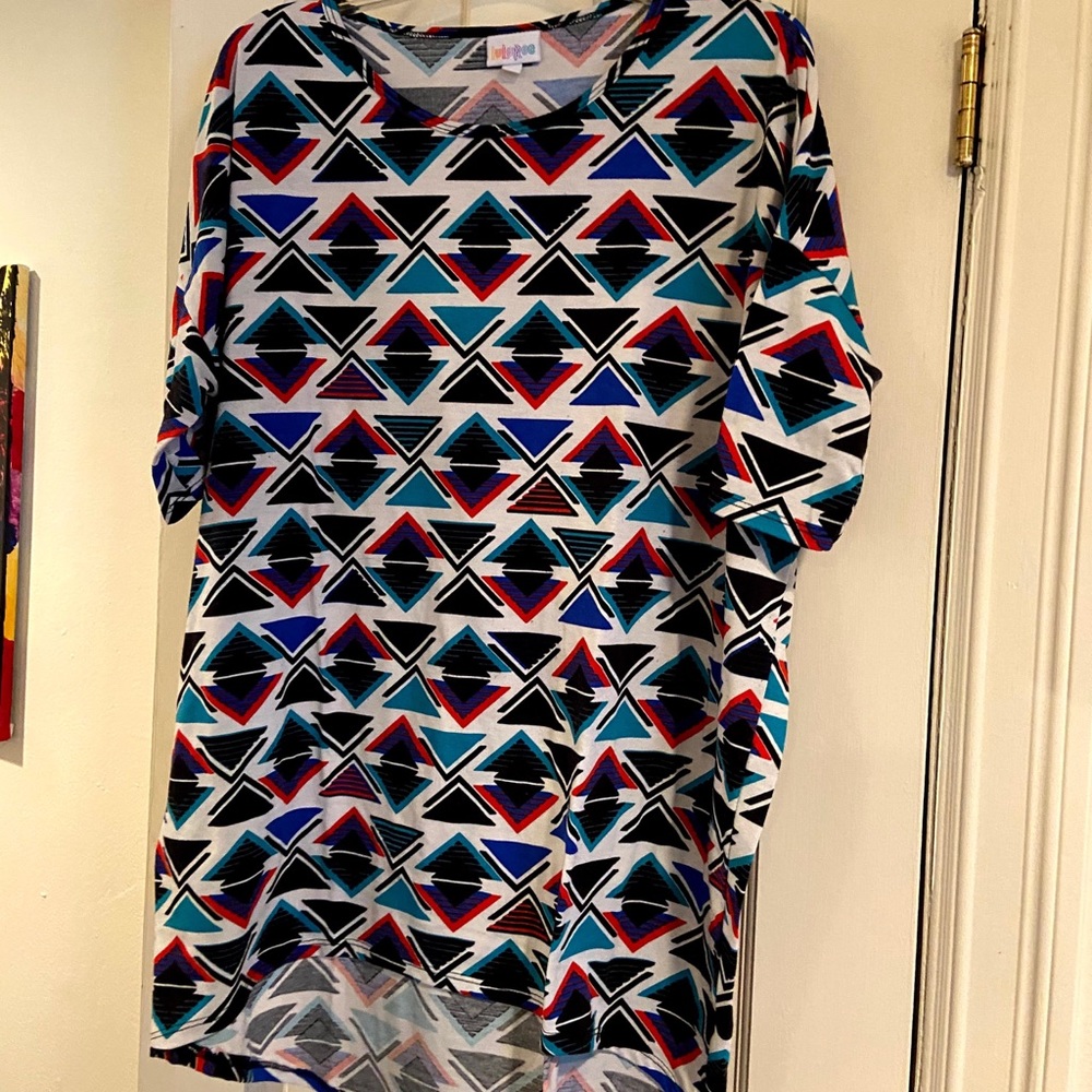 LuLaRoe T-shirt